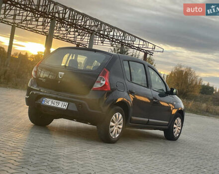 Синий Дачия Сандеро, объемом двигателя 1.2 л и пробегом 173 тыс. км за 3700 $, фото 7 на Automoto.ua