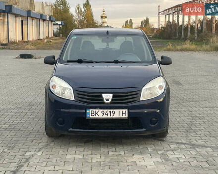 Синий Дачия Сандеро, объемом двигателя 1.2 л и пробегом 173 тыс. км за 3700 $, фото 2 на Automoto.ua