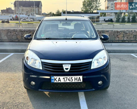 Синий Дачия Сандеро, объемом двигателя 1.5 л и пробегом 248 тыс. км за 4900 $, фото 1 на Automoto.ua
