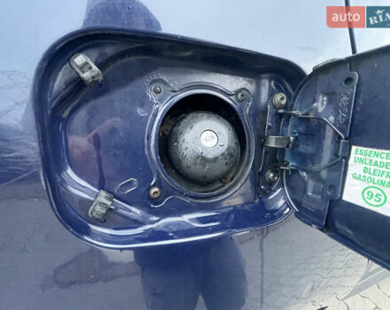 Синий Дачия Сандеро, объемом двигателя 1.2 л и пробегом 173 тыс. км за 3700 $, фото 22 на Automoto.ua