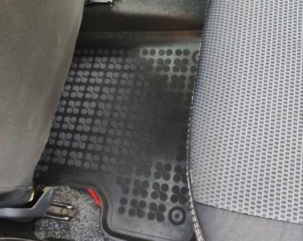 Синий Дачия Сандеро, объемом двигателя 1.15 л и пробегом 260 тыс. км за 4500 $, фото 7 на Automoto.ua