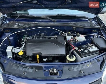 Синий Дачия Сандеро, объемом двигателя 1.2 л и пробегом 135 тыс. км за 4600 $, фото 32 на Automoto.ua