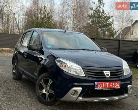 Синий Дачия Сандеро, объемом двигателя 1.2 л и пробегом 135 тыс. км за 4600 $, фото 1 на Automoto.ua