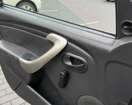 Синій Дачія Sandero, об'ємом двигуна 1.2 л та пробігом 124 тис. км за 4999 $, фото 29 на Automoto.ua