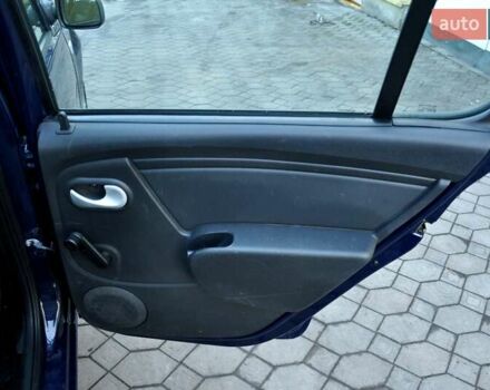 Синий Дачия Сандеро, объемом двигателя 1.2 л и пробегом 123 тыс. км за 4900 $, фото 21 на Automoto.ua