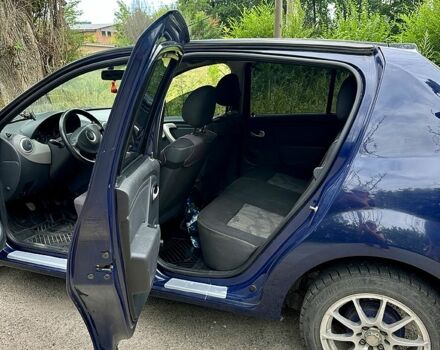 Синий Дачия Сандеро, объемом двигателя 1.4 л и пробегом 167 тыс. км за 4400 $, фото 5 на Automoto.ua