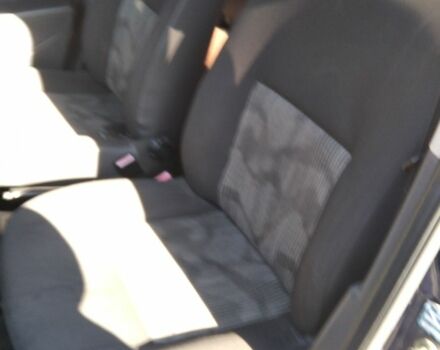 Синий Дачия Сандеро, объемом двигателя 1.1 л и пробегом 188 тыс. км за 4900 $, фото 5 на Automoto.ua