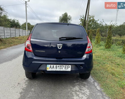 Синій Дачія Sandero, об'ємом двигуна 1.15 л та пробігом 290 тис. км за 4200 $, фото 4 на Automoto.ua