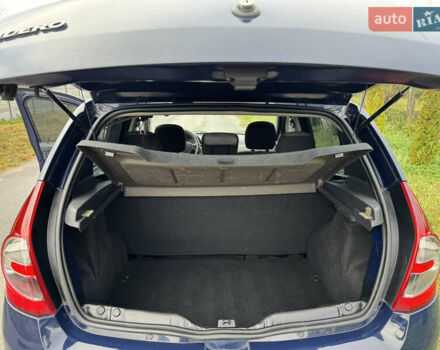 Синій Дачія Sandero, об'ємом двигуна 1.15 л та пробігом 290 тис. км за 4200 $, фото 11 на Automoto.ua