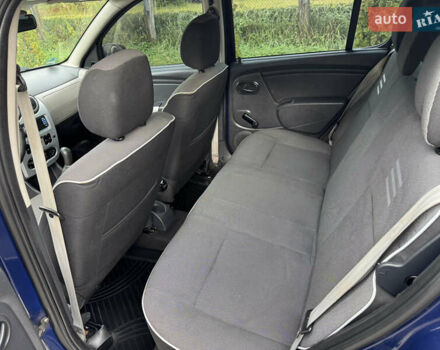 Синій Дачія Sandero, об'ємом двигуна 1.15 л та пробігом 290 тис. км за 4200 $, фото 10 на Automoto.ua