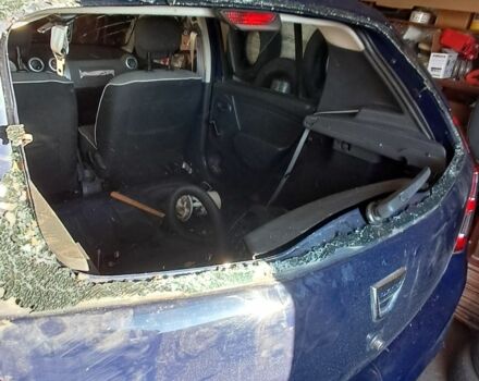 Синий Дачия Сандеро, объемом двигателя 1.2 л и пробегом 108 тыс. км за 2100 $, фото 7 на Automoto.ua