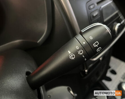 Синий Дачия Сандеро, объемом двигателя 1.1 л и пробегом 171 тыс. км за 5000 $, фото 19 на Automoto.ua