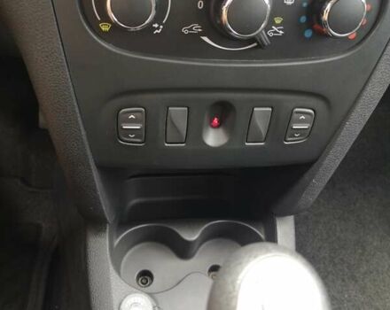 Синій Дачія Sandero, об'ємом двигуна 1.15 л та пробігом 67 тис. км за 7000 $, фото 6 на Automoto.ua