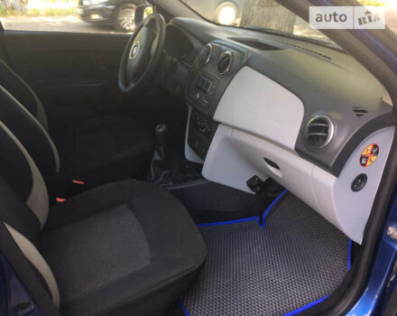 Синий Дачия Сандеро, объемом двигателя 0.9 л и пробегом 193 тыс. км за 5600 $, фото 5 на Automoto.ua