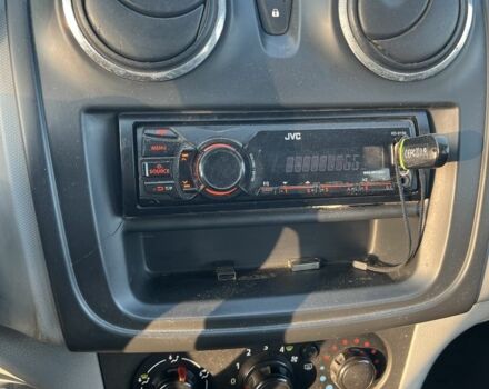 Синий Дачия Сандеро, объемом двигателя 1.1 л и пробегом 160 тыс. км за 4500 $, фото 7 на Automoto.ua