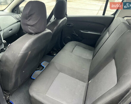 Синій Дачія Sandero, об'ємом двигуна 1.2 л та пробігом 216 тис. км за 3999 $, фото 9 на Automoto.ua