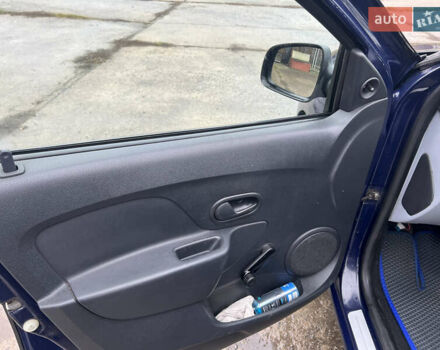 Синій Дачія Sandero, об'ємом двигуна 1.2 л та пробігом 216 тис. км за 3999 $, фото 12 на Automoto.ua