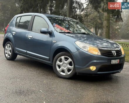 Синий Дачия Сандеро, объемом двигателя 1.6 л и пробегом 151 тыс. км за 5450 $, фото 1 на Automoto.ua