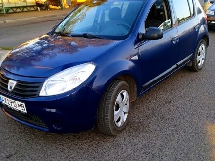 Синій Дачія Sandero, об'ємом двигуна 1.1 л та пробігом 215 тис. км за 3500 $, фото 1 на Automoto.ua