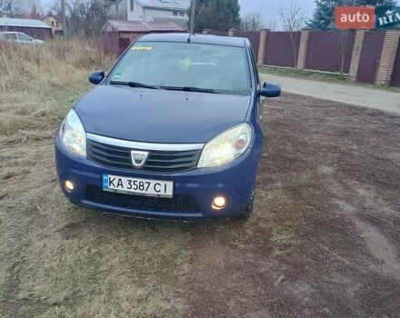 Синий Дачия Сандеро, объемом двигателя 1.39 л и пробегом 217 тыс. км за 5300 $, фото 1 на Automoto.ua