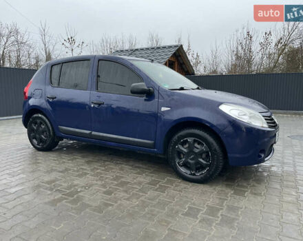 Синий Дачия Сандеро, объемом двигателя 1.1 л и пробегом 173 тыс. км за 4100 $, фото 1 на Automoto.ua