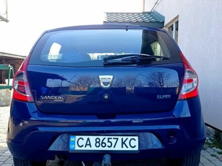 Дачія Sandero 2009 у Умани на Automoto.ua Синій Дачія Sandero, об'ємом двигуна 1.4 л та пробігом 138 тис. км за 4600 $, фото 1 на Automoto.ua