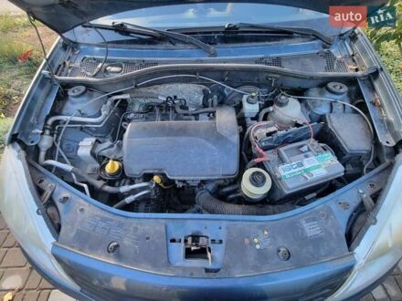 Дачия Сандеро 2009 в Светловдске на Automoto.ua Синий Дачия Сандеро, объемом двигателя 1.1 л и пробегом 166 тыс. км за 3000 $, фото 1 на Automoto.ua