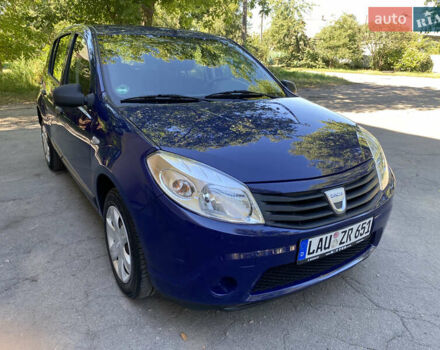 Синий Дачия Сандеро, объемом двигателя 1.4 л и пробегом 147 тыс. км за 4750 $, фото 1 на Automoto.ua