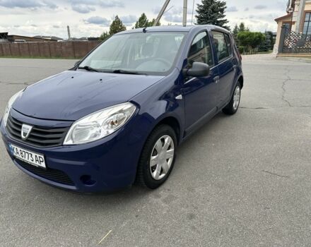 Синій Дачія Sandero, об'ємом двигуна 0 л та пробігом 215 тис. км за 3832 $, фото 1 на Automoto.ua