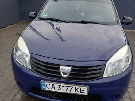 Дачія Sandero 2009 у Умани на Automoto.ua Синій Дачія Sandero, об'ємом двигуна 1.4 л та пробігом 179 тис. км за 4999 $, фото 1 на Automoto.ua