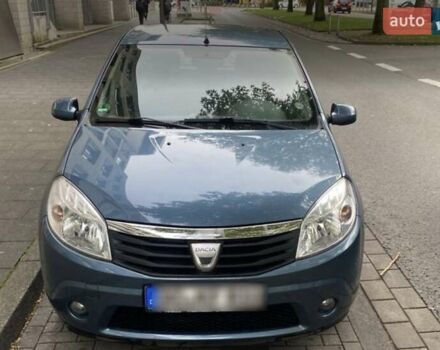 Синий Дачия Сандеро, объемом двигателя 1.6 л и пробегом 135 тыс. км за 5500 $, фото 1 на Automoto.ua