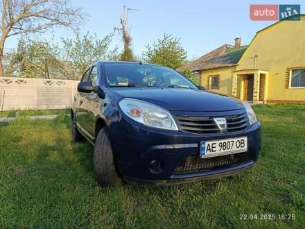 Дачія Sandero 2010 у Желтых Водах на Automoto.ua Синій Дачія Sandero, об'ємом двигуна 1.15 л та пробігом 190 тис. км за 4700 $, фото 1 на Automoto.ua