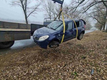 Дачия Сандеро 2010 в Лысянке на Automoto.ua Синий Дачия Сандеро, объемом двигателя 1.4 л и пробегом 174 тыс. км за 1900 $, фото 1 на Automoto.ua