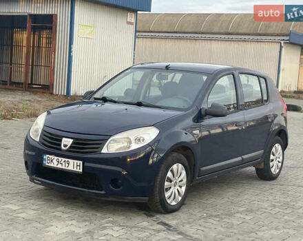 Дачия Сандеро 2010 в Луцке на Automoto.ua Синий Дачия Сандеро, объемом двигателя 1.2 л и пробегом 173 тыс. км за 3700 $, фото 1 на Automoto.ua