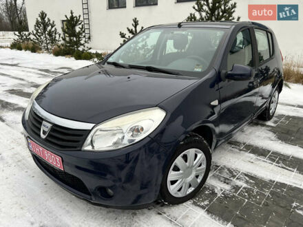 Синий Дачия Сандеро, объемом двигателя 1.4 л и пробегом 213 тыс. км за 4850 $, фото 1 на Automoto.ua