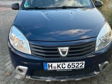 Синий Дачия Сандеро, объемом двигателя 1.2 л и пробегом 135 тыс. км за 3650 $, фото 1 на Automoto.ua