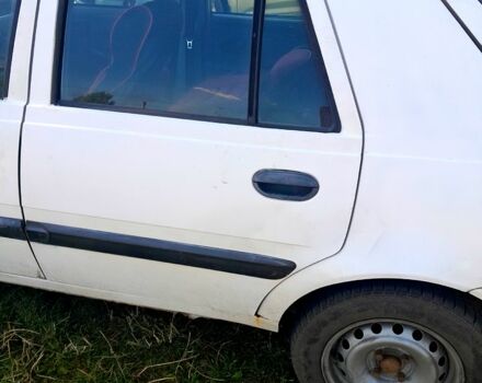 Білий Дачія Solenza, об'ємом двигуна 1.4 л та пробігом 244 тис. км за 1100 $, фото 2 на Automoto.ua