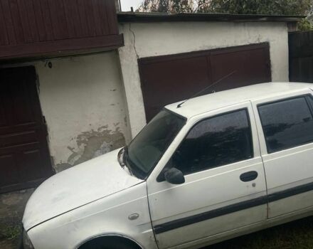 Белый Дачия Соленза, объемом двигателя 0 л и пробегом 1000 тыс. км за 1500 $, фото 1 на Automoto.ua