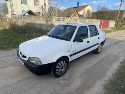 Белый Дачия Соленза, объемом двигателя 1.4 л и пробегом 250 тыс. км за 1000 $, фото 1 на Automoto.ua