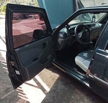 Черный Дачия Соленза, объемом двигателя 1.4 л и пробегом 146 тыс. км за 2600 $, фото 28 на Automoto.ua