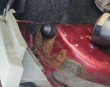 Красный Дачия Соленза, объемом двигателя 1.4 л и пробегом 160 тыс. км за 1700 $, фото 2 на Automoto.ua