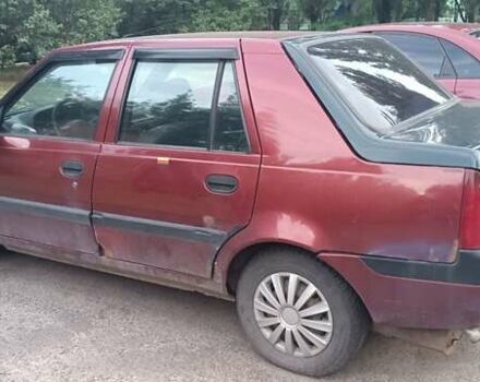 Красный Дачия Соленза, объемом двигателя 1.4 л и пробегом 200 тыс. км за 800 $, фото 3 на Automoto.ua