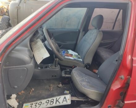 Красный Дачия Соленза, объемом двигателя 1.4 л и пробегом 125 тыс. км за 550 $, фото 4 на Automoto.ua