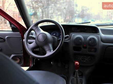 Красный Дачия Соленза, объемом двигателя 1.4 л и пробегом 160 тыс. км за 1700 $, фото 1 на Automoto.ua