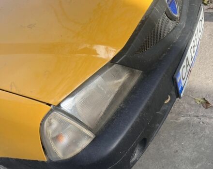 Желтый Дачия Соленза, объемом двигателя 1.4 л и пробегом 250 тыс. км за 1250 $, фото 5 на Automoto.ua