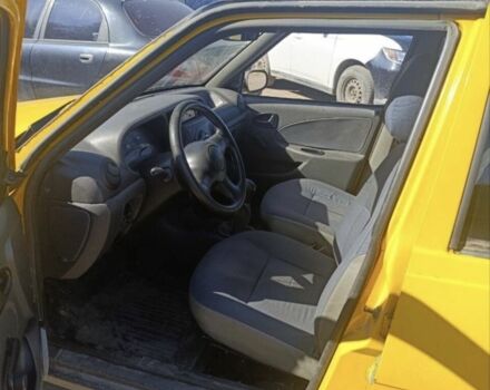 Жовтий Дачія Solenza, об'ємом двигуна 1.4 л та пробігом 270 тис. км за 1411 $, фото 4 на Automoto.ua