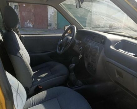 Жовтий Дачія Solenza, об'ємом двигуна 1.4 л та пробігом 270 тис. км за 1411 $, фото 5 на Automoto.ua