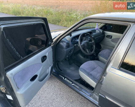 Сірий Дачія Solenza, об'ємом двигуна 1.4 л та пробігом 246 тис. км за 1500 $, фото 11 на Automoto.ua