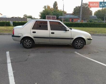 Сірий Дачія Solenza, об'ємом двигуна 1.39 л та пробігом 169 тис. км за 2000 $, фото 2 на Automoto.ua