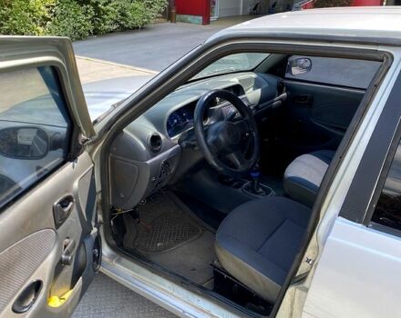 Серый Дачия Соленза, объемом двигателя 1.4 л и пробегом 242 тыс. км за 1100 $, фото 4 на Automoto.ua